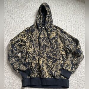 Nike Men’s printed hoodie